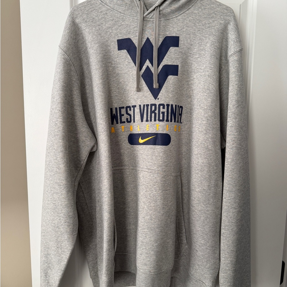 Nike Men’s Gray West Virginia Athletics Hoodie